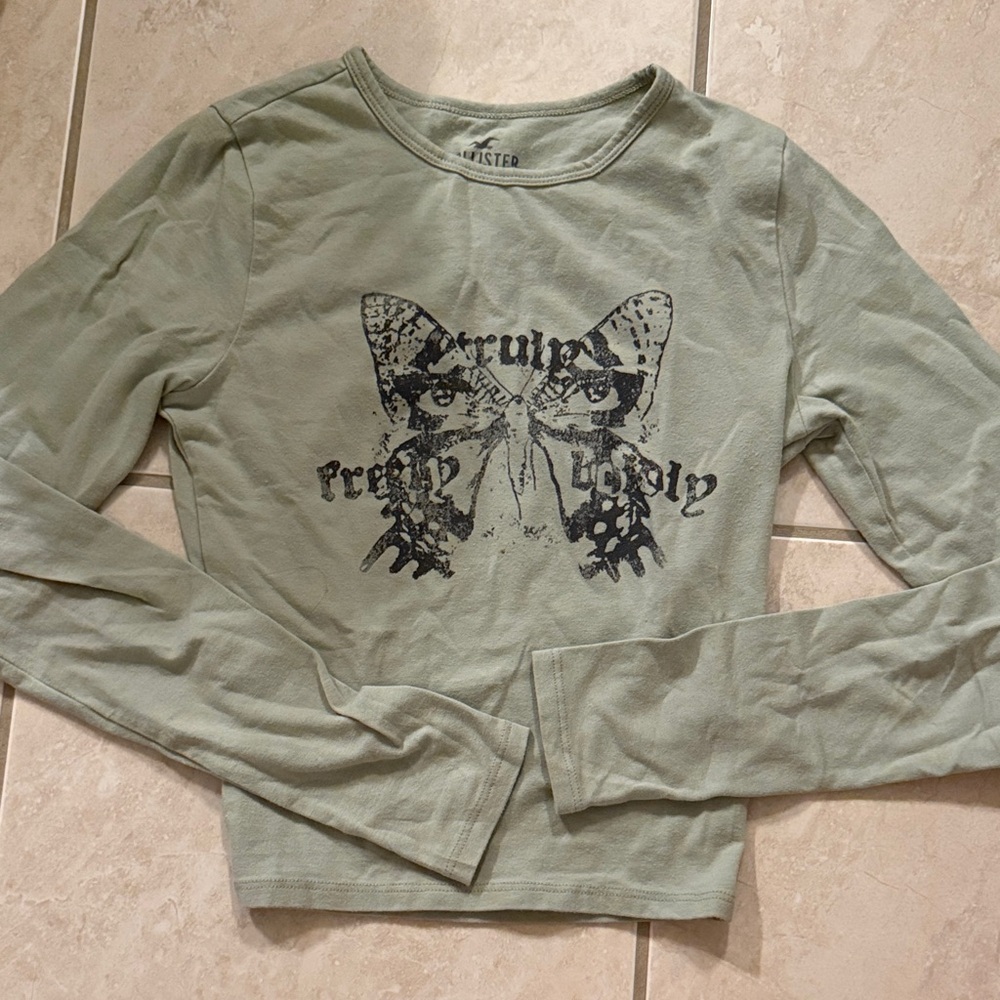 Hollister Green Graphic Long Sleeve